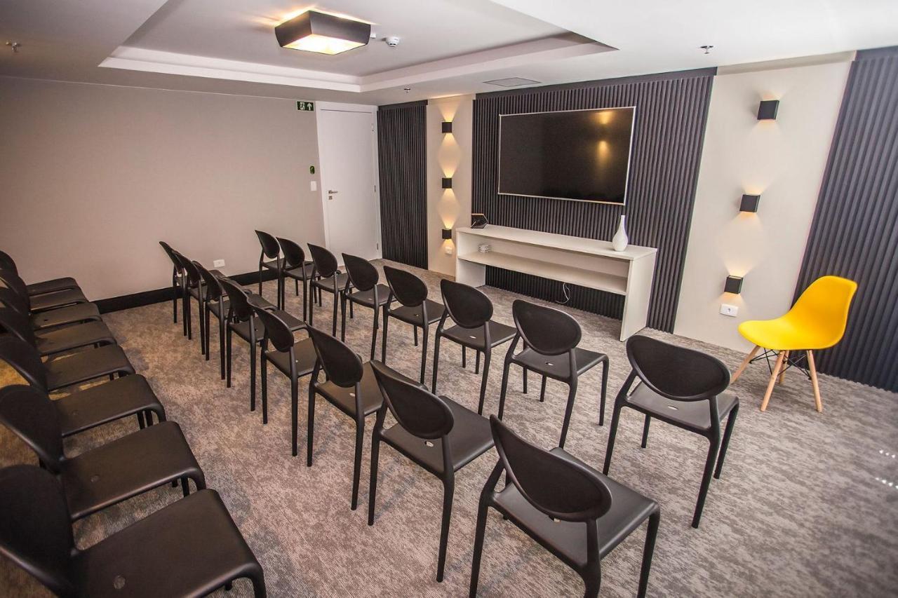 Studio No Centro De Curitiba - All1119 Εξωτερικό φωτογραφία